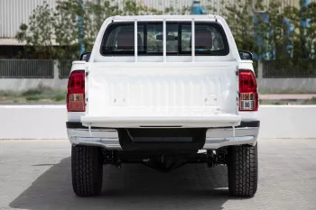 2024 Toyota Hilux 2.4L DC WB 4X4 - Super White inside Red