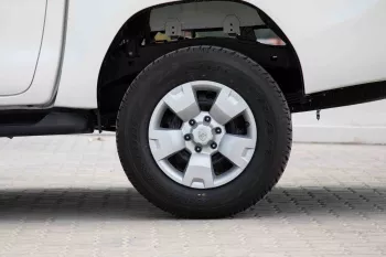 2024 Toyota Hilux 2.4L DC WB 4X4 - Super White inside Red