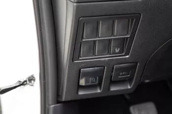 2024 Toyota Hilux 2.4L DC WB 4X4 - Super White inside Red