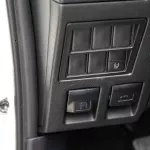 2024 Toyota Hilux 2.4L DC WB 4X4 - Super White inside Red - Thumbnail 11