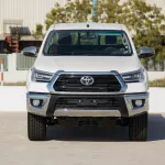 2024 Toyota Hilux 4x4 DC 2.8 D AT SR5 - Super White inside Maroon - Thumbnail 1