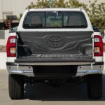 2024 Toyota Hilux 4x4 DC 2.8 D AT SR5 - Super White inside Maroon - Thumbnail 5
