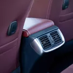 2024 Toyota Hilux 4x4 DC 2.8 D AT SR5 - Super White inside Maroon - Thumbnail 13