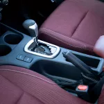 2024 Toyota Hilux 4x4 DC 2.8 D AT SR5 - Super White inside Maroon - Thumbnail 14