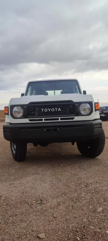 TOYOTA LAND CRUISER 79 4.2L DIESEL 2024 LC79 DOUBLE CAB 4WD STANDARD MANUAL