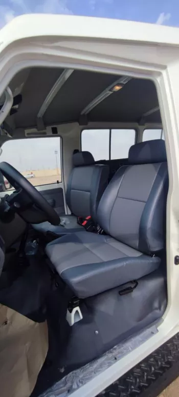 TOYOTA LANDCRUISER 78 4.2L DIESEL 2024 MODEL YEAR 9 SEATER TROOP CARRIER STD MANUAL