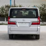 2023 Toyota Granvia 3.5 7ST Low - Silver inside Black - Thumbnail 4