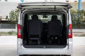 2023 Toyota Granvia 3.5 7ST Low - Silver inside Black