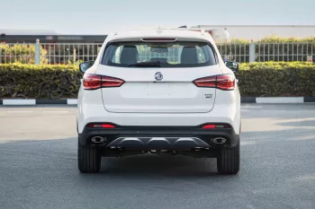 2023 MG HS 4X4 2.0T Luxury - White Pearl inside Brown
