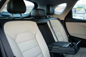 2023 MG HS 4X4 2.0T Luxury - White Pearl inside Brown