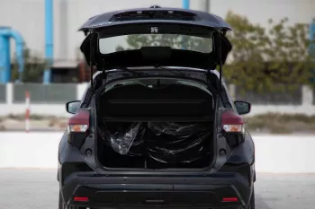 2024 Nissan Kicks 1.6 SV - Black inside Black