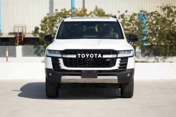 2023 Toyota LC 3.3 TT GR Sport - White inside Maroon
