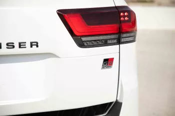 2023 Toyota LC 3.3 TT GR Sport - White inside Maroon