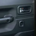2024 Suzuki Jimny 1.5 GLX - Bluish Black Pearl inside Black - Thumbnail 9