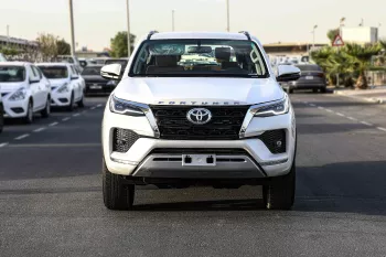2023 Toyota Fortuner 4X4 2.8 18'I AL - Platinum White Pearl inside Chamois