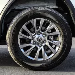 2023 Toyota Fortuner 4X4 2.8 18'I AL - Platinum White Pearl inside Chamois - Thumbnail 8