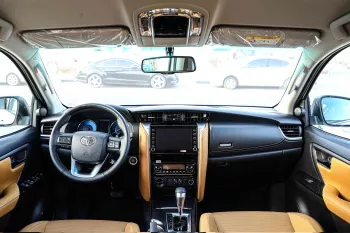 2023 Toyota Fortuner 4X4 2.8 18'I AL - Platinum White Pearl inside Chamois