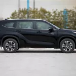 2023 Toyota Highlander 2.5 GLE - Attitude Black inside Medium Charcoal - Thumbnail 3