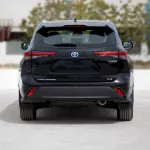 2023 Toyota Highlander 2.5 GLE - Attitude Black inside Medium Charcoal - Thumbnail 4