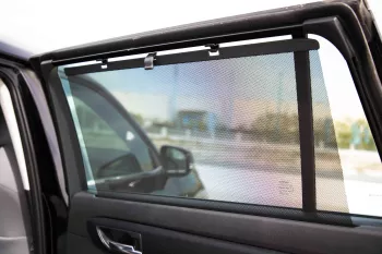 2023 Toyota Highlander 2.5 GLE - Attitude Black inside Medium Charcoal