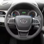 2023 Toyota Highlander 2.5 GLE - Attitude Black inside Medium Charcoal - Thumbnail 14