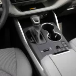 2023 Toyota Highlander 2.5 GLE - Attitude Black inside Medium Charcoal - Thumbnail 19