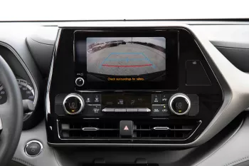 2023 Toyota Highlander 2.5 GLE - Attitude Black inside Medium Charcoal