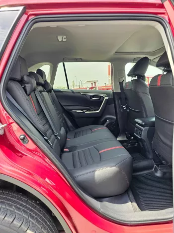 TOYOTA RAV4 XLE SUNROOF FULL OPTION V4 2.5L AWD MAROON 2019