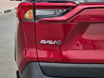 TOYOTA RAV4 XLE SUNROOF FULL OPTION V4 2.5L AWD MAROON 2019
