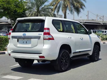 TOYOTA PRADO GXR 2.7L V4 4WD WHITE 2017 MODEL YEAR 