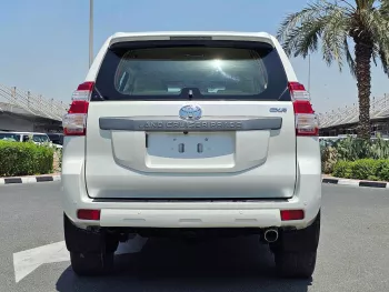 TOYOTA PRADO GXR 2.7L V4 4WD WHITE 2017 MODEL YEAR 