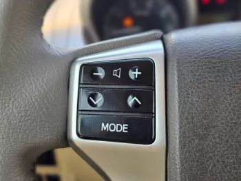 TOYOTA PRADO GXR 2.7L V4 4WD WHITE 2017 MODEL YEAR 