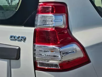TOYOTA PRADO GXR 2.7L V4 4WD WHITE 2017 MODEL YEAR 