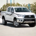2024 Toyota Hilux 4x4 DC 2.4 - Super White inside Red - Thumbnail 2