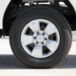 2024 Toyota Hilux 4x4 DC 2.4 - Super White inside Red - Thumbnail 7