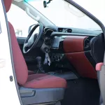 2024 Toyota Hilux 4x4 DC 2.4 - Super White inside Red - Thumbnail 8
