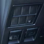 2024 Toyota Hilux 4x4 DC 2.4 - Super White inside Red - Thumbnail 12