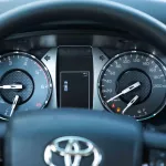 2024 Toyota Hilux 4x4 DC 2.4 - Super White inside Red - Thumbnail 17