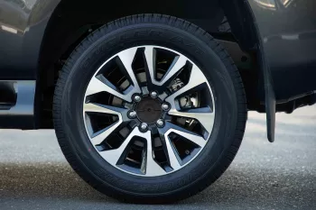 2023 Toyota Prado 2.8 TXL DR D CB SR - Grey inside Black