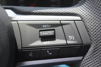 MITSUBISHI L200 2.4L PETROL 2024 MODEL YEAR WHITE