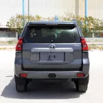 2023 Toyota Prado 2.8 TXL SF - Grey Mettalic inside Black - Thumbnail 3