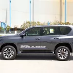 2023 Toyota Prado 2.8 TXL SF - Grey Mettalic inside Black - Thumbnail 6