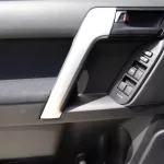 2023 Toyota Prado 2.8 TXL SF - Grey Mettalic inside Black - Thumbnail 19