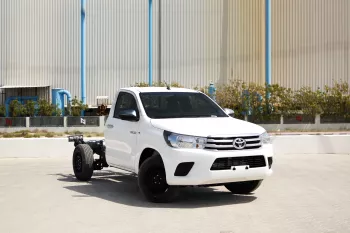 2023 Toyota Hilux 4X2 2.7 Chassis Cab MT - Super White inside Red