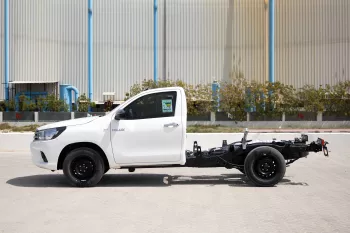 2023 Toyota Hilux 4X2 2.7 Chassis Cab MT - Super White inside Red