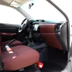 2023 Toyota Hilux 4X2 2.7 Chassis Cab MT - Super White inside Red - Thumbnail 8