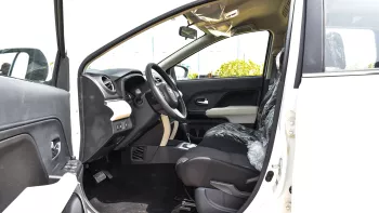 2023 Toyota Rush 1.5 G - White inside Black