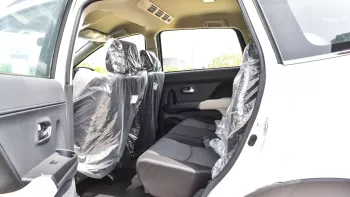 2023 Toyota Rush 1.5 G - White inside Black