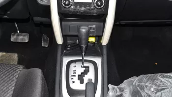 2023 Toyota Rush 1.5 G - White inside Black
