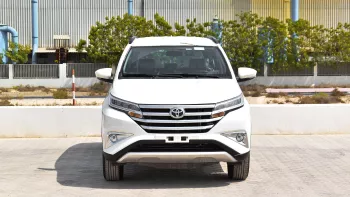 2023 Toyota Rush 1.5 G - White inside Black